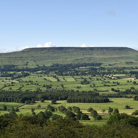ホテル Bolton Arms Redmire エクステリア 写真