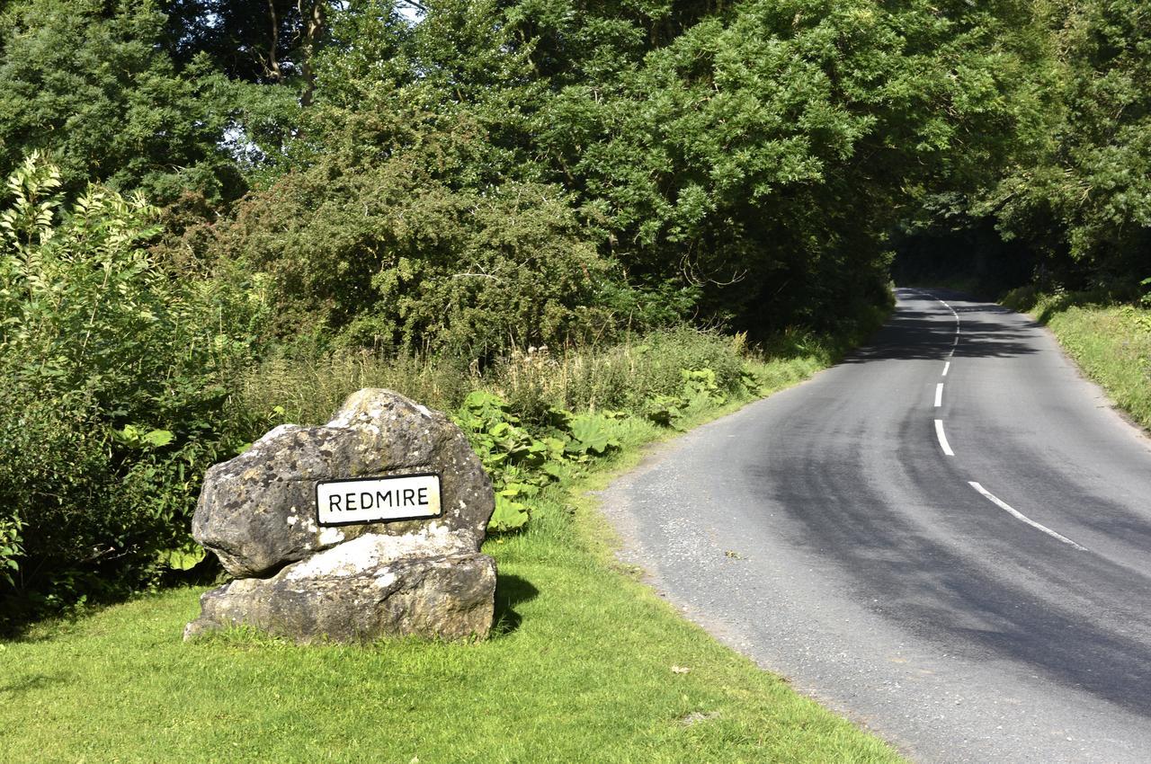 ホテル Bolton Arms Redmire エクステリア 写真